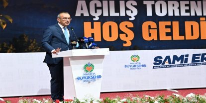 Vali Yavuz: Ağır hasarlı yapıların yıkılmaması için kulis yapmak hangi bilime uyar?