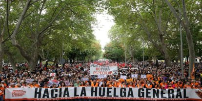 İspanya'da 50 kentte konut krizi protestosu