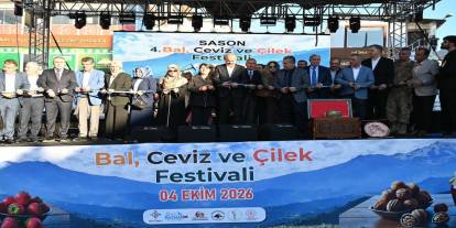 Sason’da Bal, Çilek ve Ceviz Festivali Coşkuyla Gerçekleştirildi