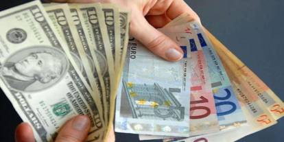 Dolar güçleniyor, euro geriliyor