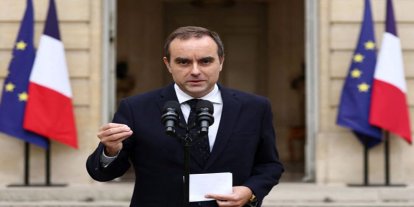 Fransa'da liselerde eğitime ara verildi