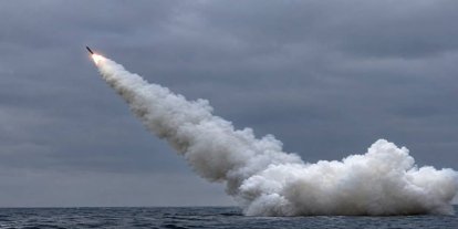 Kuzey Kore denizaltıdan fırlatılan stratejik seyir füzesi denedi