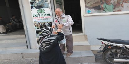 Tarsus Umut Kervanından kahvaltılık yardımı