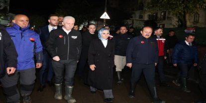 Bakan Göktaş, Sarıyer'deki sel bölgesinde incelemelerde bulundu