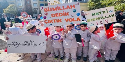 Malatya'da minik öğrenciler için Âmin Alayı ve Bed-i Besmele programı düzenlendi