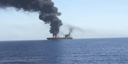 Hürmüz Boğazı'nda bir tanker daha mayına çarptı