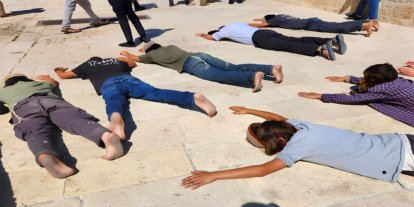 Mescid-i Aksa Yahudileştirme baskısı altında: Yaklaşık bin Kudüslü kutsal mekandan uzaklaştırıldı
