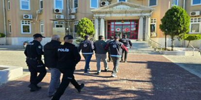 Aydın’da 25 düzensiz göçmen yakalandı: 3 organizatör tutuklandı