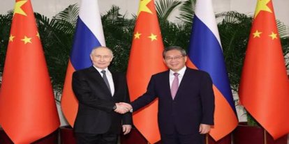 Putin ve Li Qiang St. Petersburg'da görüştü