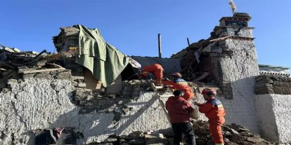 Tibet'te 7 büyüklüğünde deprem: En az 16 ölü, 46 yaralı