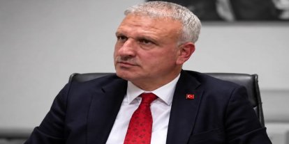 Azerbaycan’daki başörtüsü yasaklarını eleştiren Cumhurbaşkanı Başdanışmanı Saral istifa etti