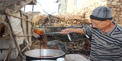 Mardin'de asırlık lezzet: Pekmez, pestil ve cevizli sucuk bereketi