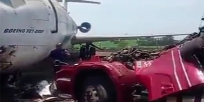 Brezilya'da Boeing uçağı ve tır çarpıştı: Uçak 15 metre sürüklendi