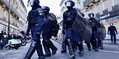 Paris'te 2 Kasım'a kadar sokağa çıkma kısıtlaması uygulanacak
