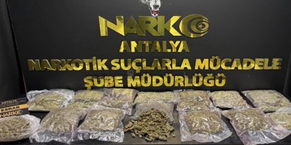 Antalya'da 7,5 kilo esrar ele geçirildi: 1 tutuklama