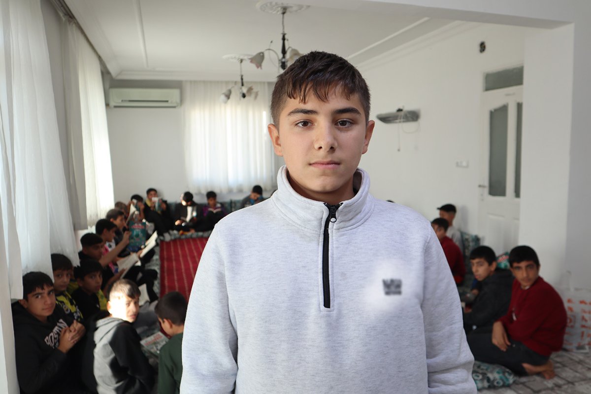 Çocuklar toplu halde Siyer-i Nebi Yarışmasına hazırlanıyor