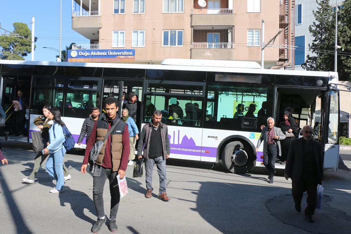 Şanlıurfa'da toplu taşıma sorunları halkı mağdur ediyor