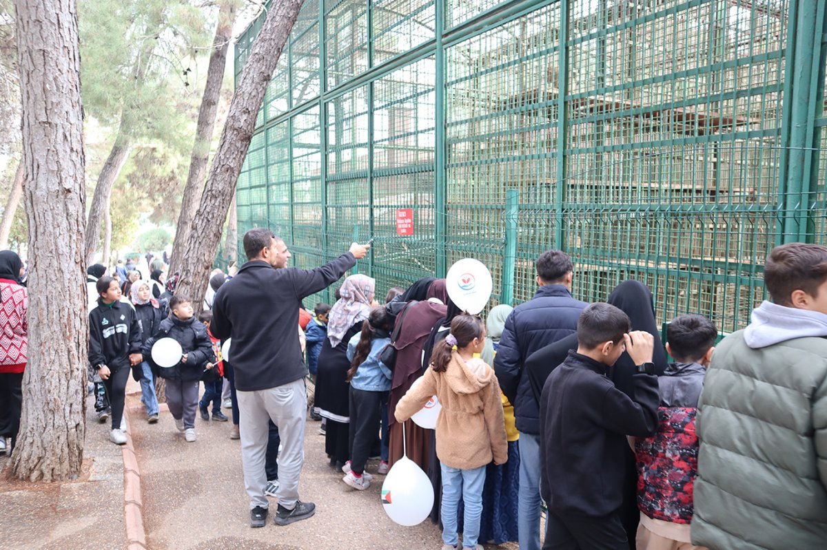 Yetimler Vakfı Gaziantep'te yetimlere coşkulu bir gün yaşattı