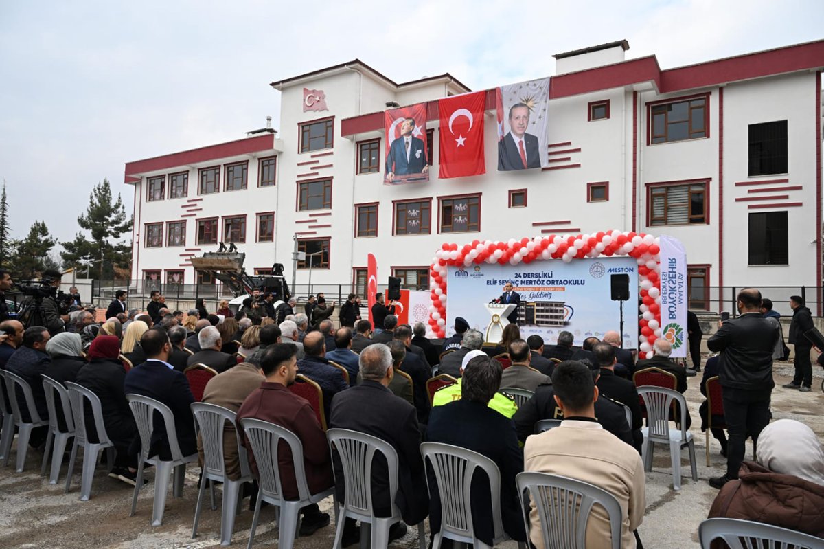 Malatya'da 24 derslikli okulun temeli dualarla atıldı