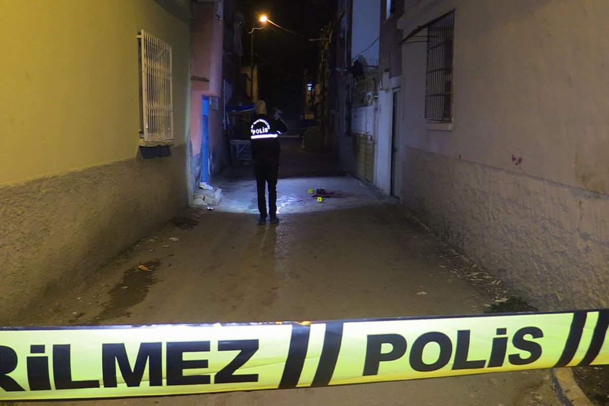 "Dur" ihtarına uymayan firari bacağından vuruldu