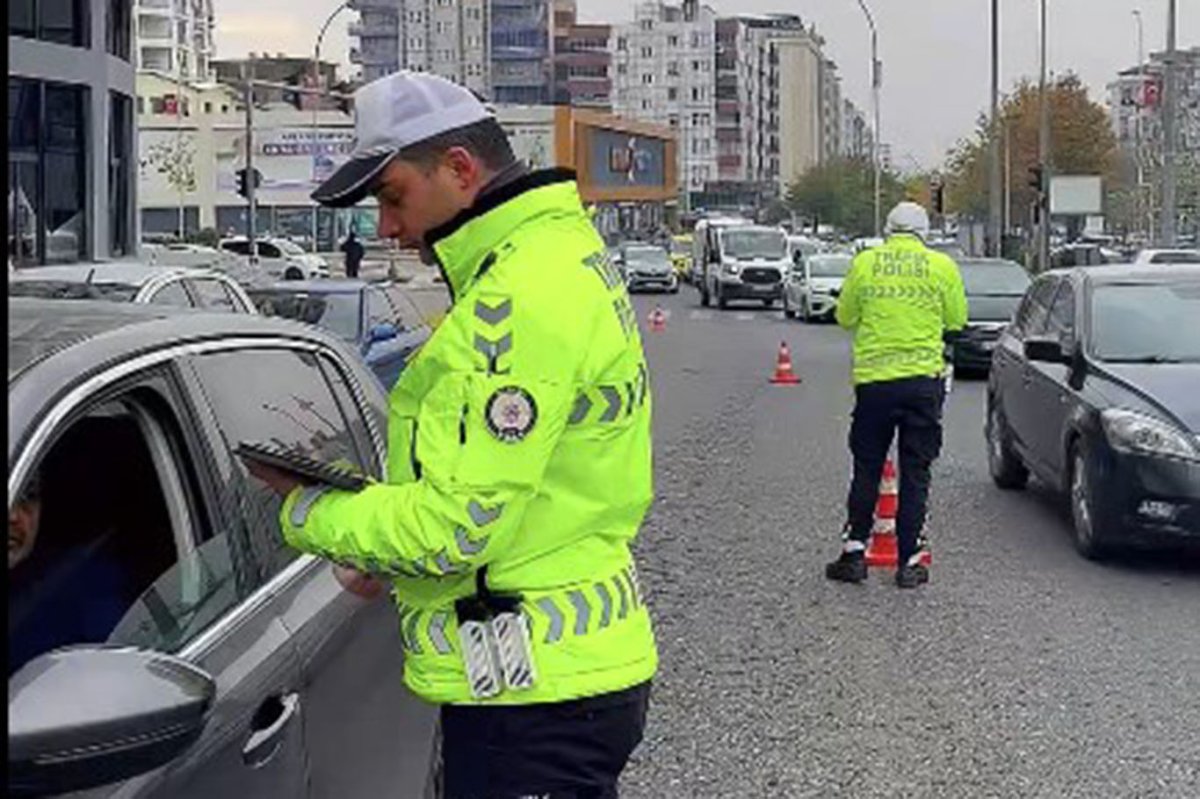 Batman'da trafik denetimleri aralıksız devam ediyor