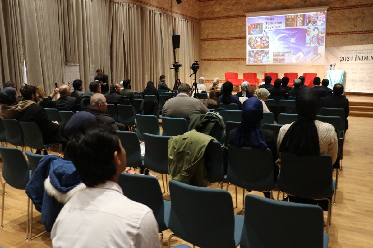 Dünya İnsan Hakları Günü'nde Doğu Türkistan'da yaşanan zulümler anlatıldı