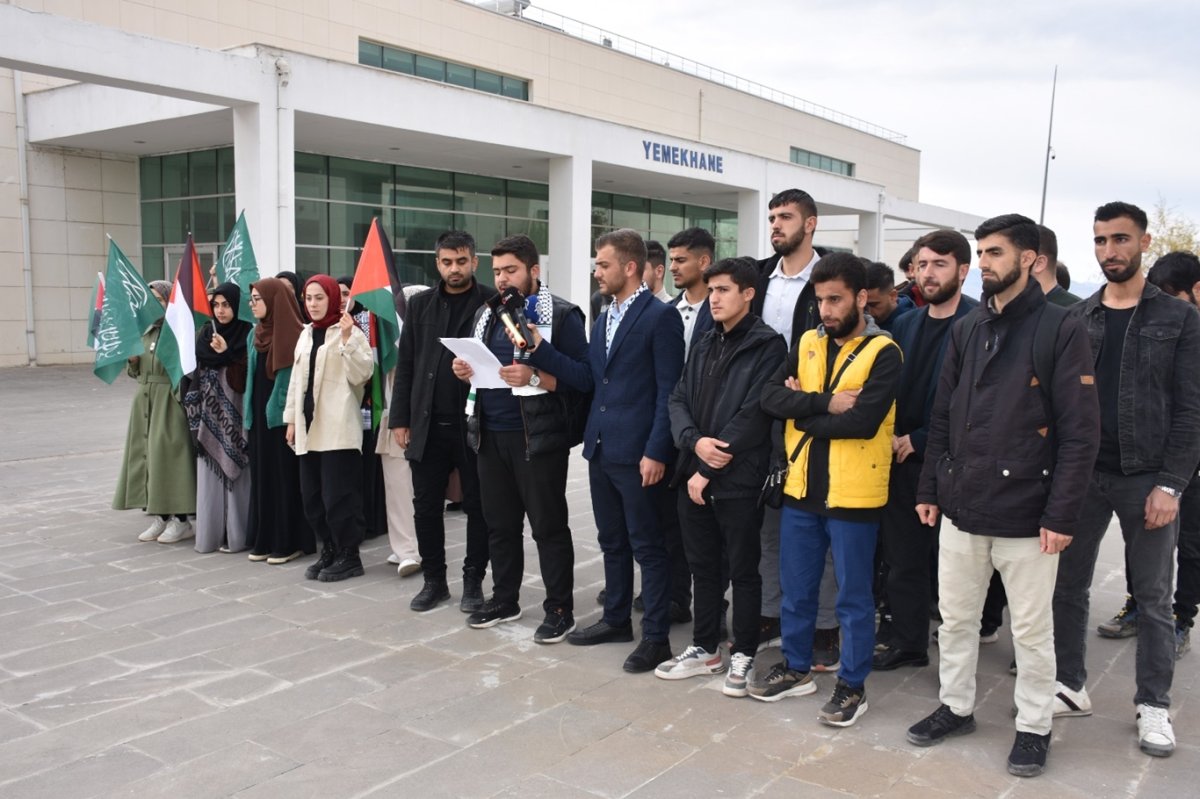 Şırnak'ta üniversite öğrencileri Gazze için toplandı