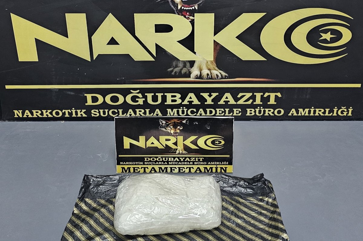 Ağrı'da yaklaşık 30 kilogram uyuşturucu ele geçirildi