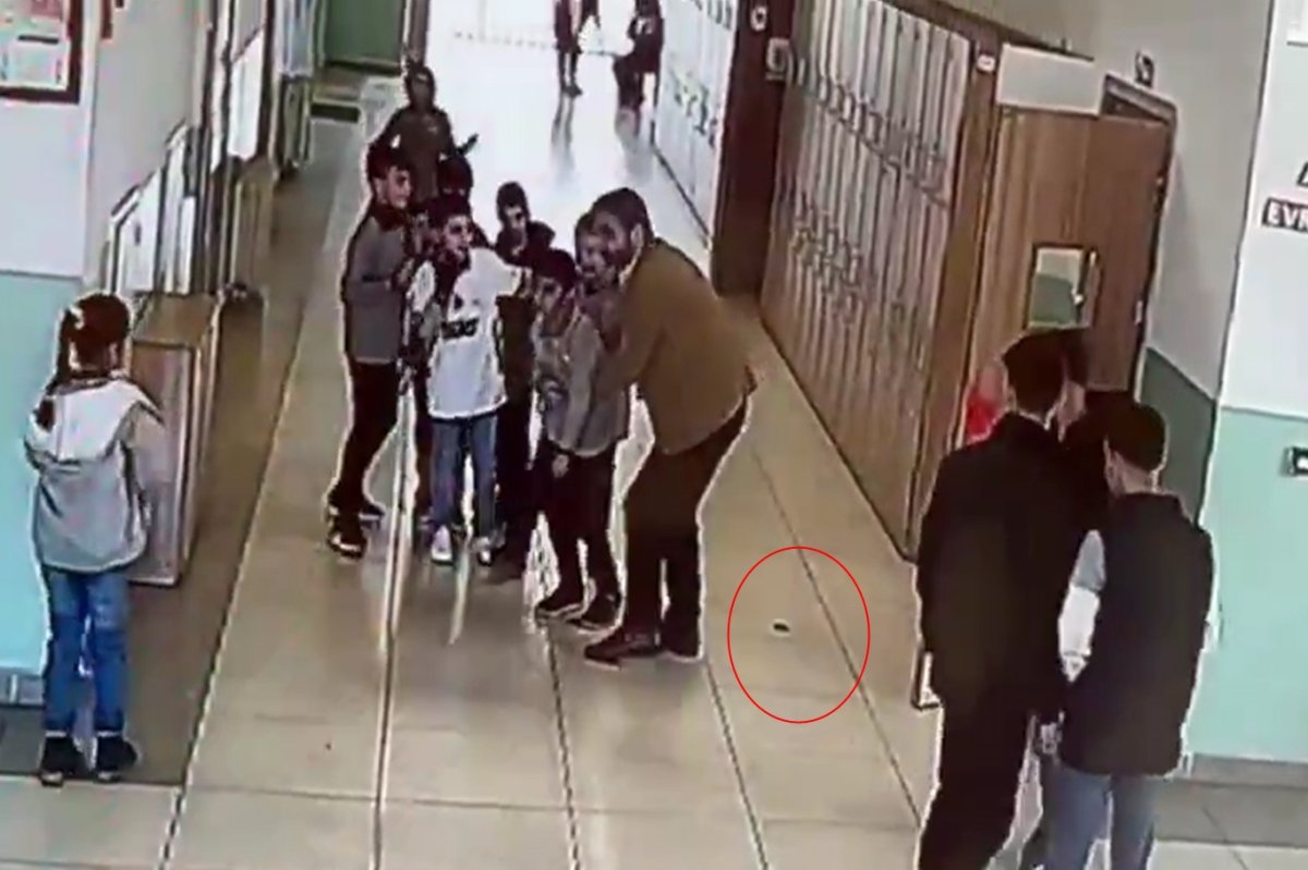 Boğazına yemek kaçan öğrenci Heimlich manevrası ile kurtarıldı