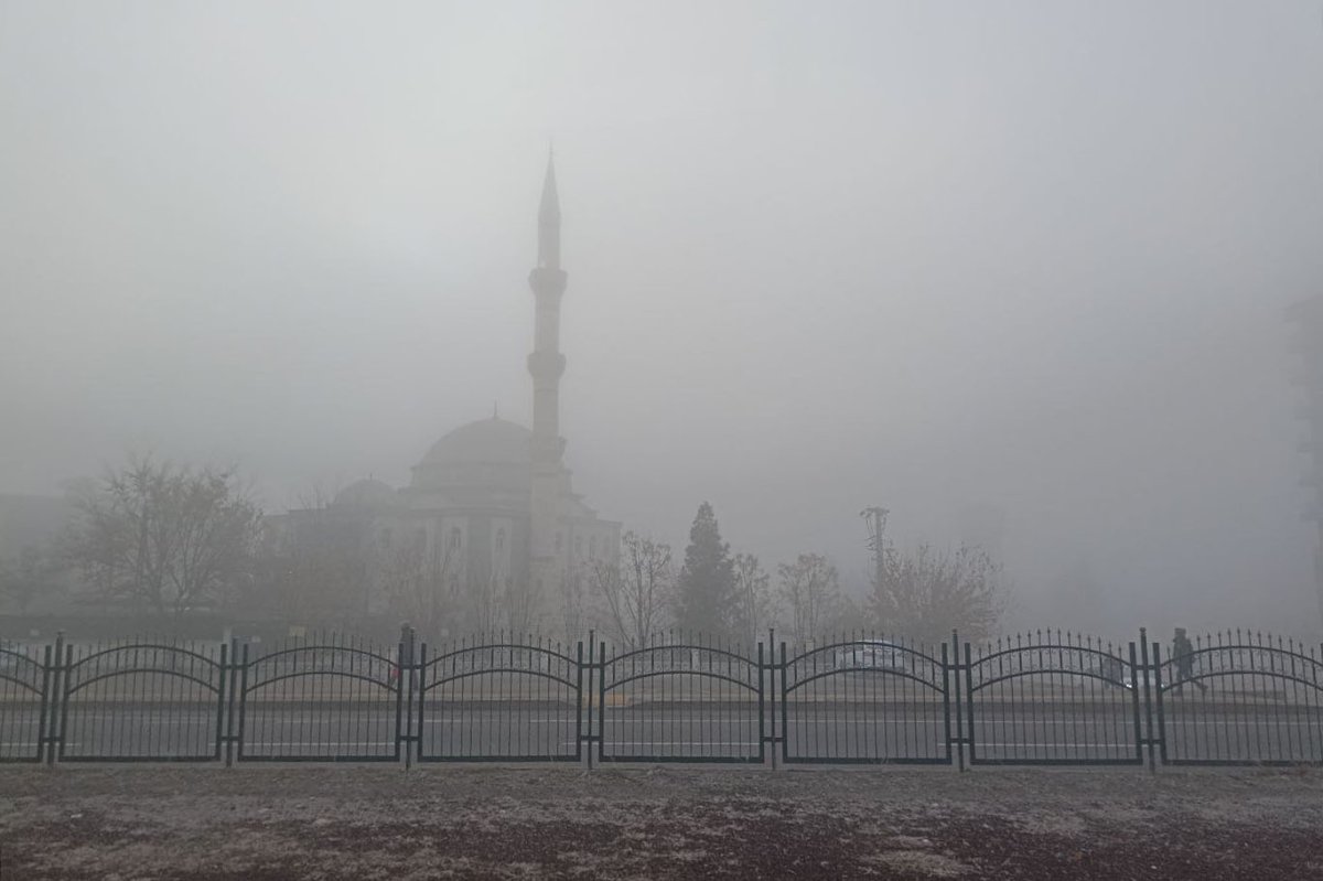 Diyarbakırlılar 2 gündür sabaha sisle uyanıyor