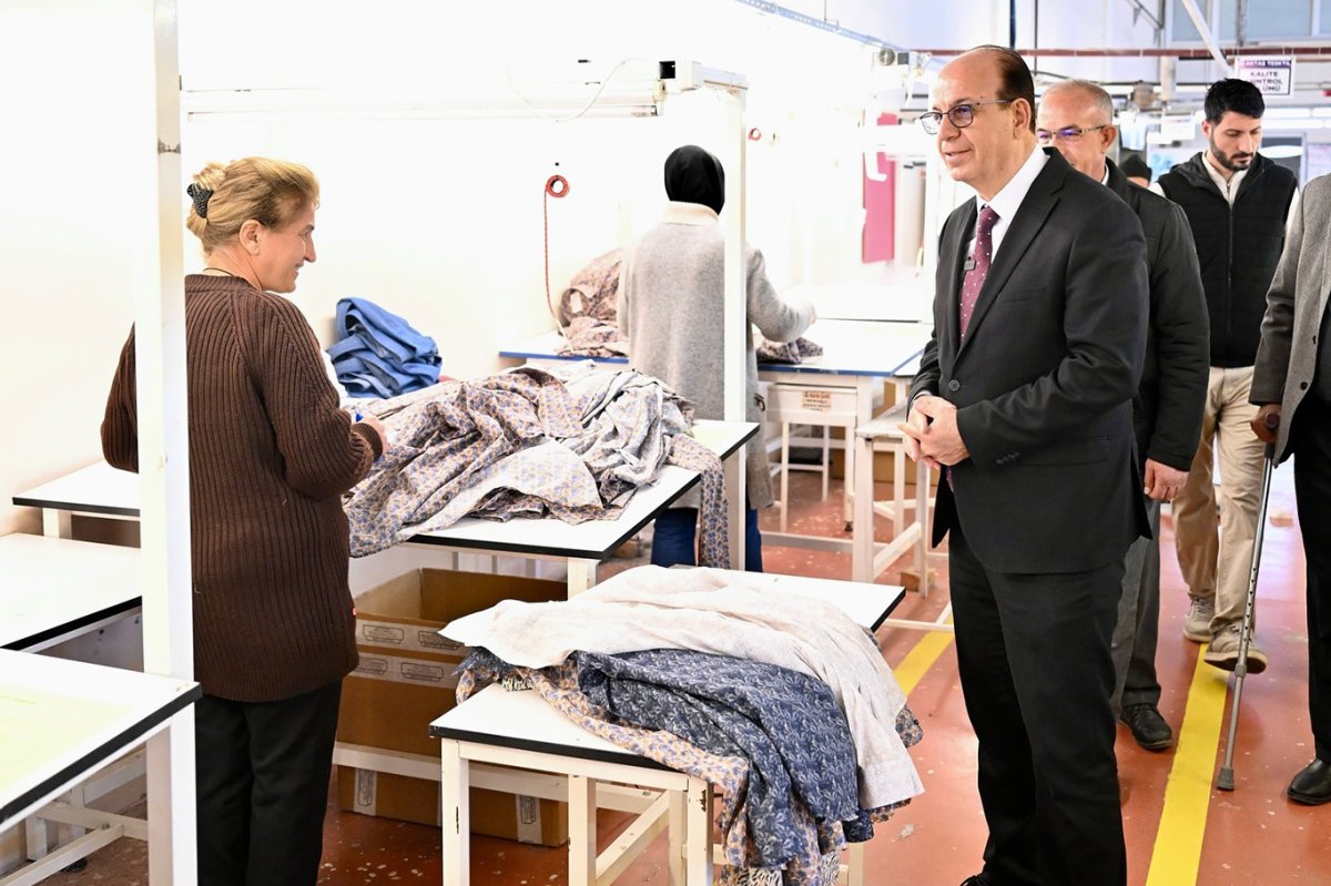 Yeşilyurt Belediye Başkanı Geçit: fabrikalarımız ekonominin belkemiğidir