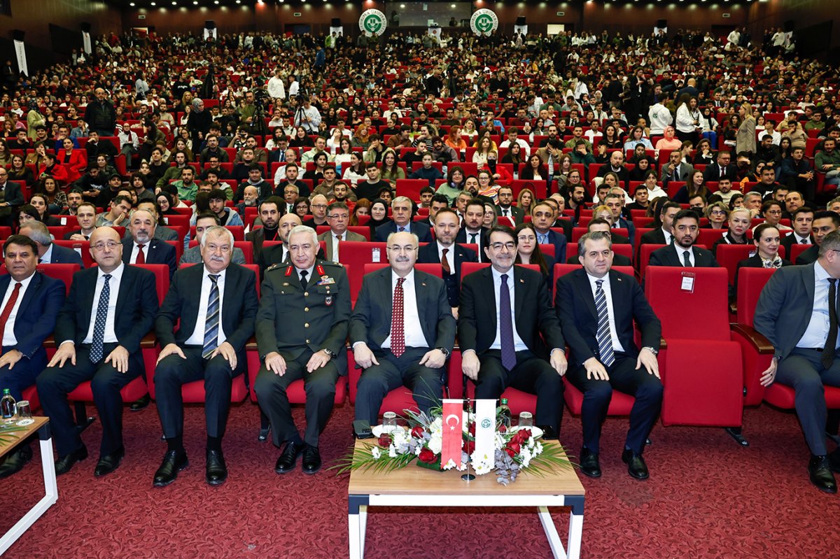 Doğu Akdeniz "Bölgesel Kariyer Fuarı" açıldı