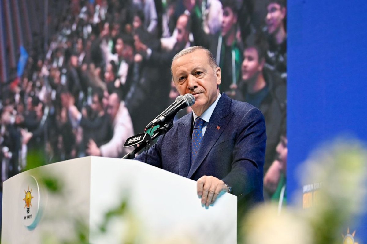 Cumhurbaşkanı Erdoğan: Enflasyonda ciddi bir sapma olursa asgari ücrette düzenleme yaparız