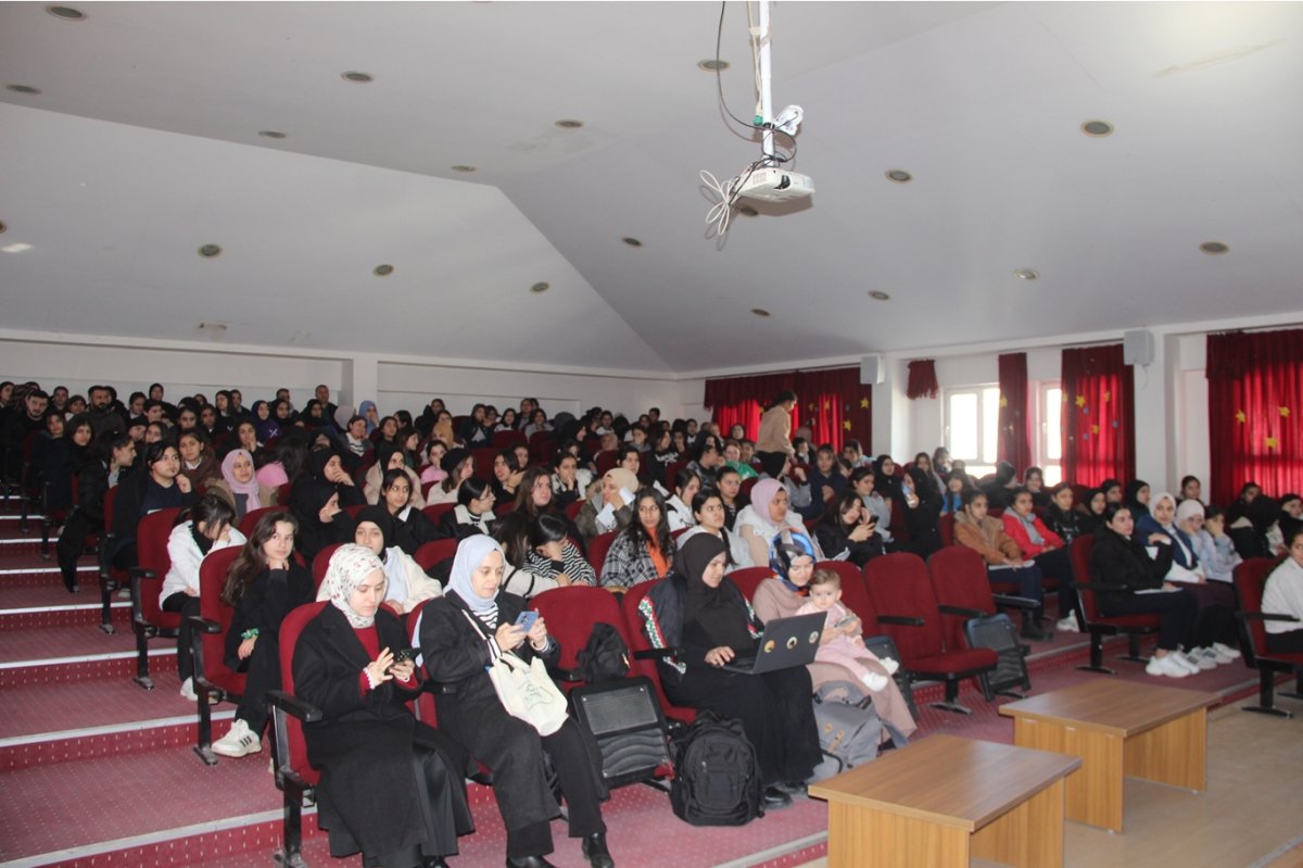 Eğitimci-Yazar Sür: Boykot, manevi bir mülk orucu tutmaktır