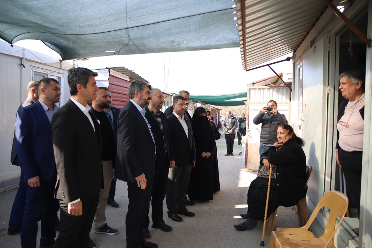 HÜDA PAR Heyeti Hatay'da konteyner kentlerde incelemelerde bulundu