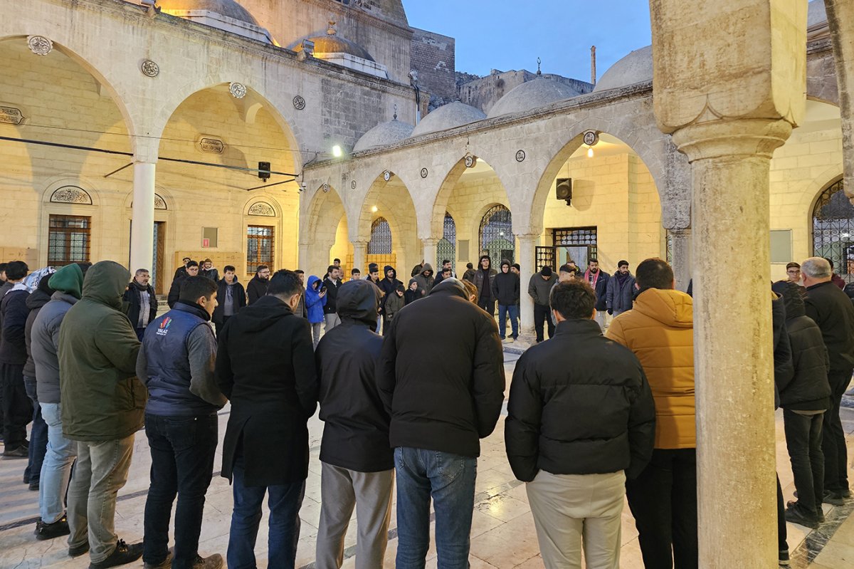 Şanlıurfa’da sabah namazıyla diriliş programı düzenlendi