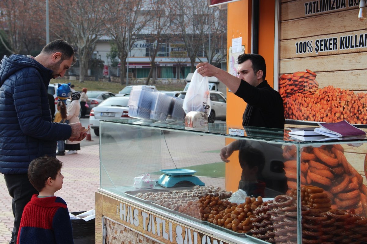 Tatlı ustaları: Şeker, yağ ve un fiyatlarında yaşanan fahiş zamlar durdurulmalı