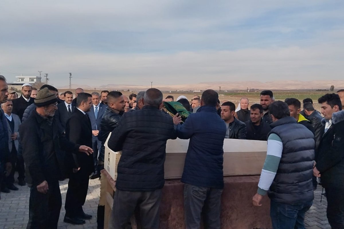 Bolu’daki yangında ölen Dilara, memleketi Mardin’de toprağa verildi