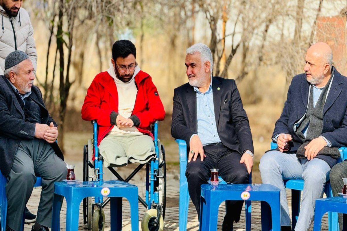 HÜDA PAR Genel Başkanı Yapıcıoğlu Mardin’de vatandaşlarla buluştu