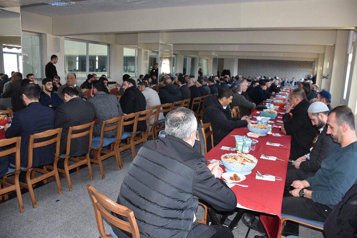 Emekliliğe ayrılan Bitlis Müftüsü Geylani için veda programı düzenlendi