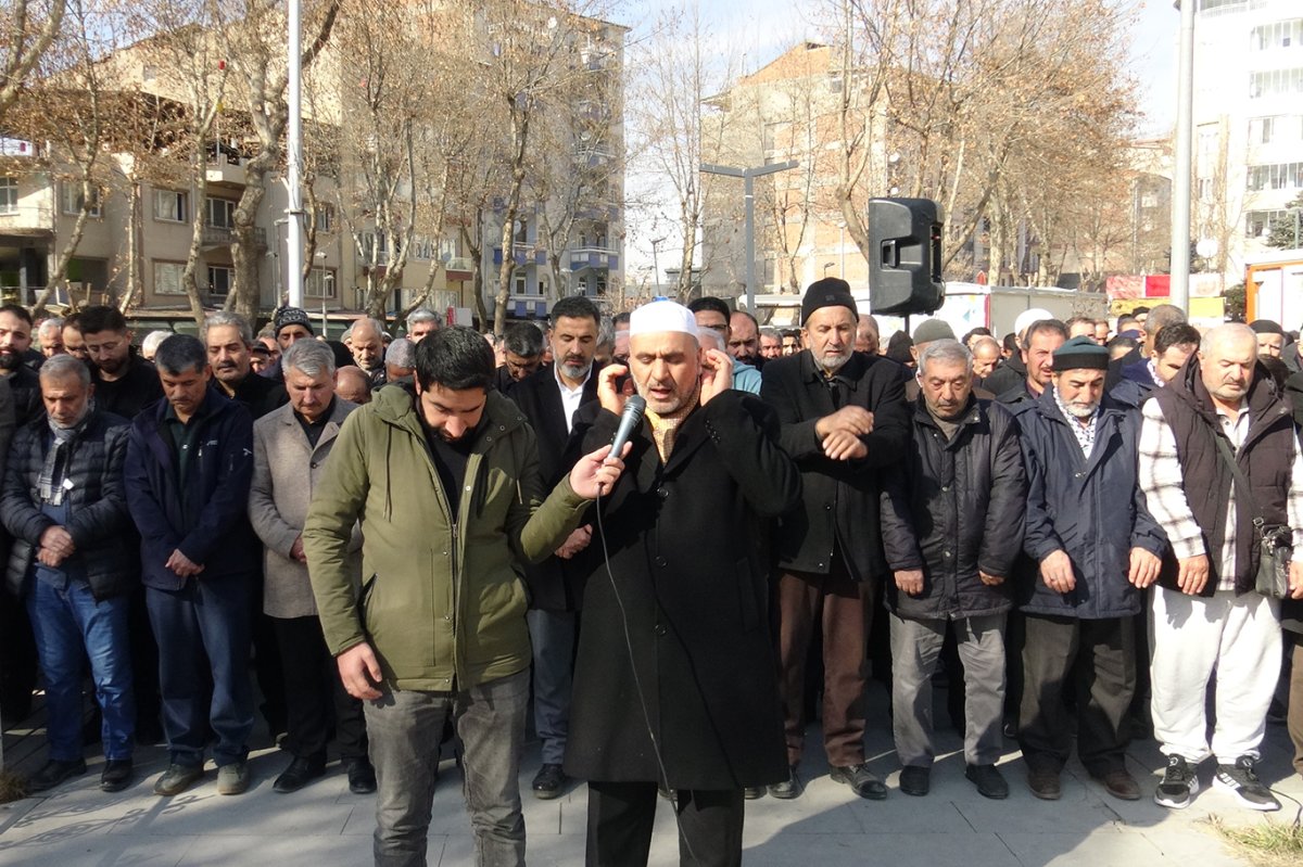 Malatya'da Kassam Tugayı komutanları için gıyabi cenaze namazı kılındı