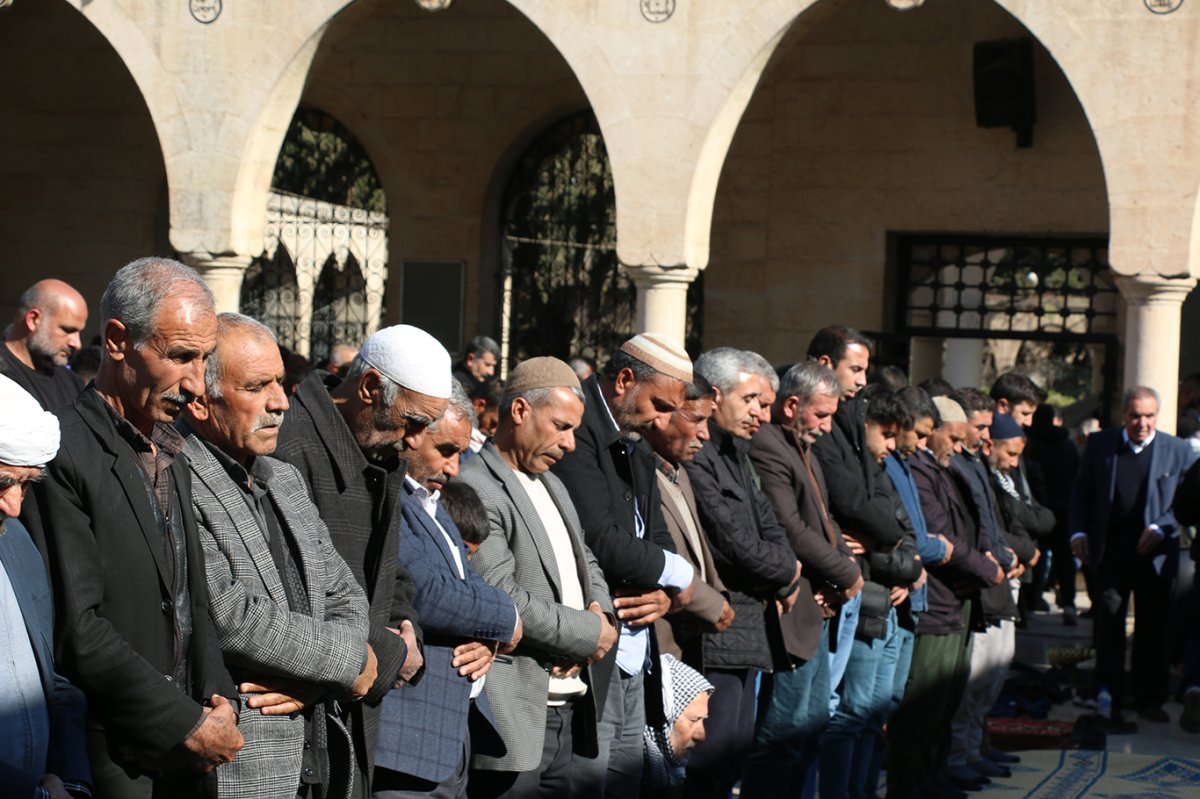 Şanlıurfa’da Şehid Muhammed Deyf ve komutanlar için gıyabi cenaze namazı kılındı