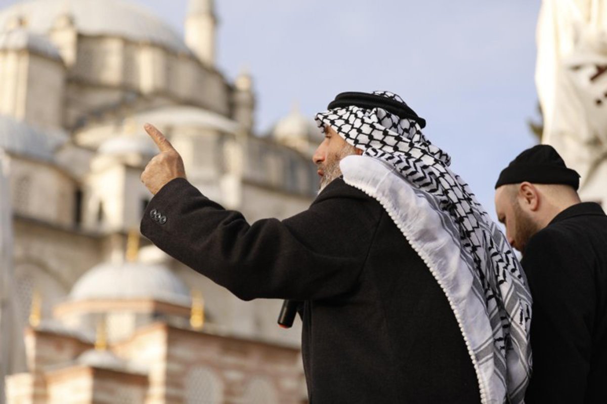 İstanbul'dan şehitlere vefa, direnişe selam: Muhammed Dayf'ın askerleriyiz!