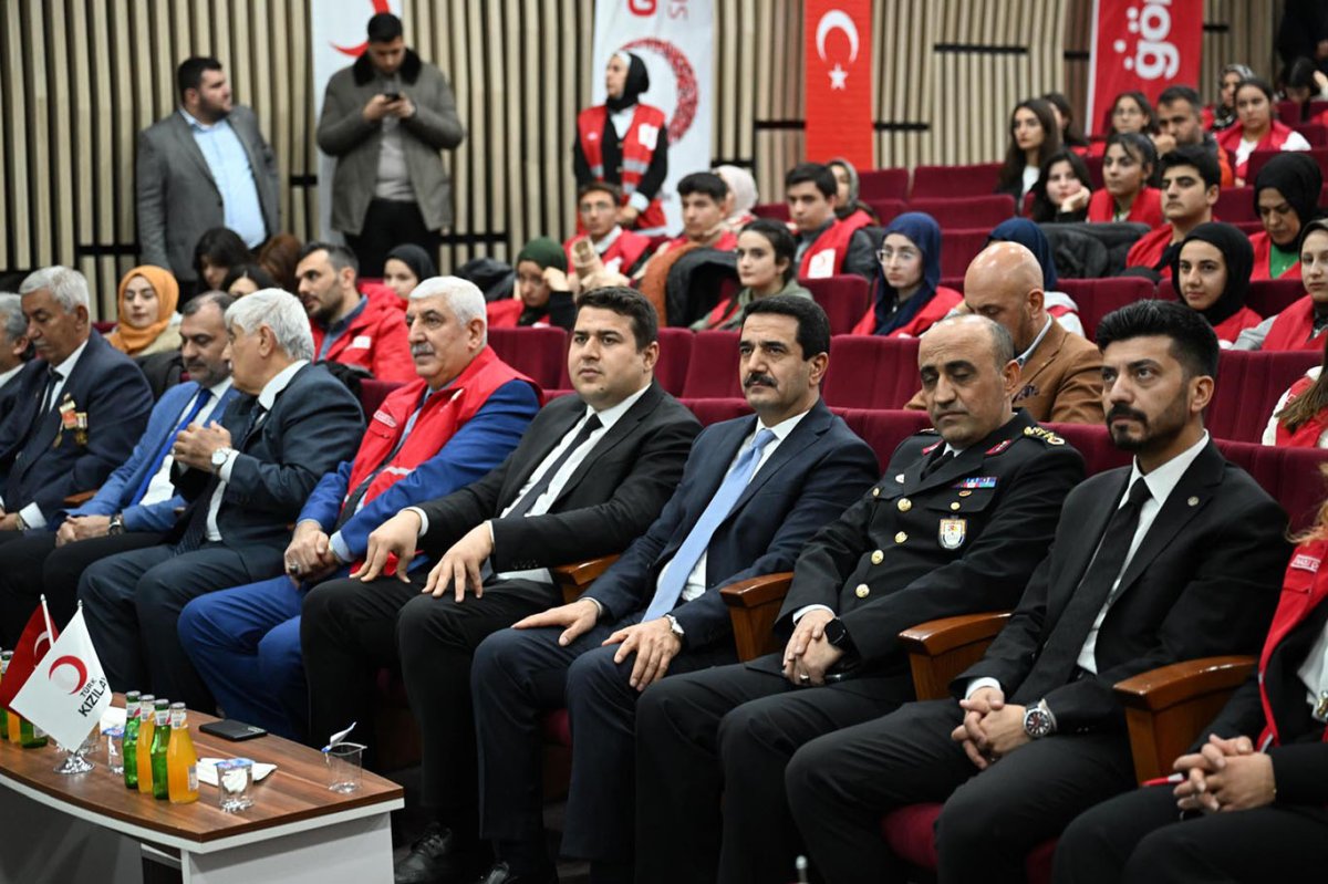 Gönüllüler Battalgazi’de bir araya geldi: "Hazır Olmalıyız"