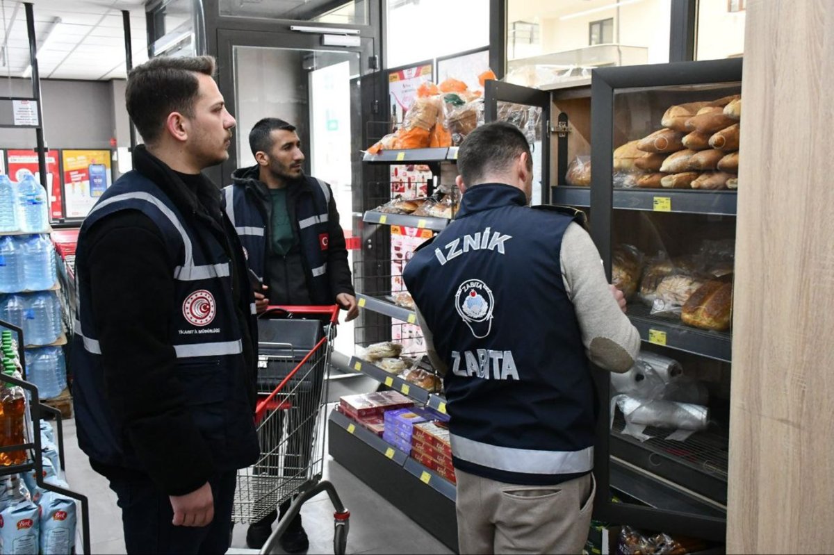 Bursa'da Ramazan öncesi marketlerde denetimler yapılıyor