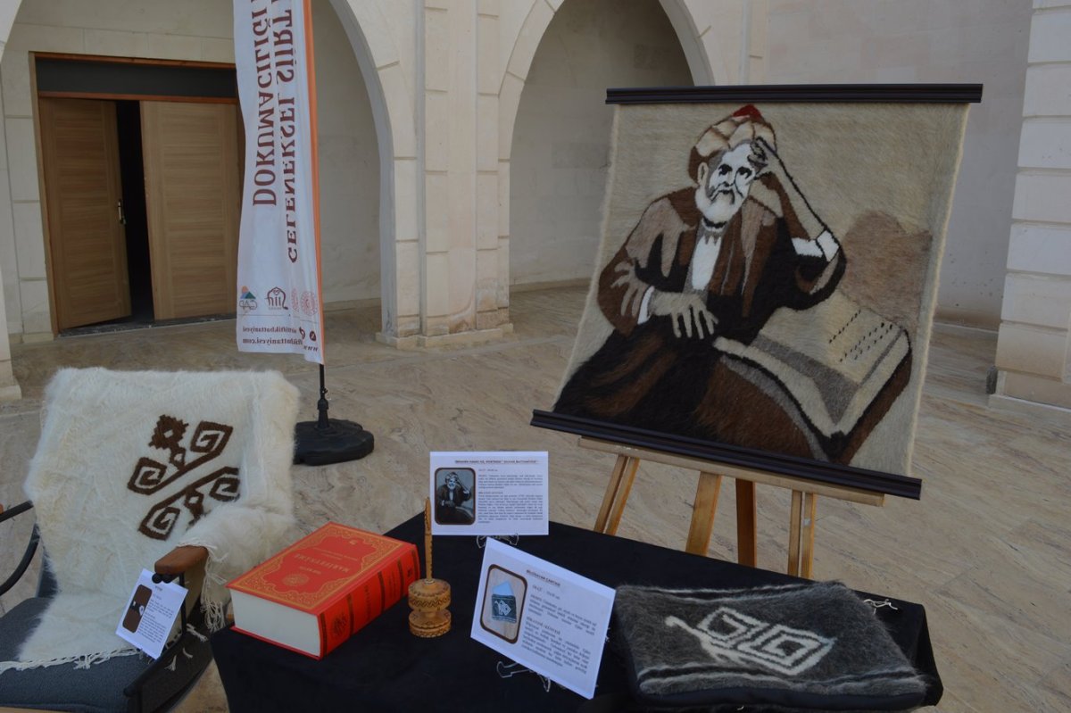 Siirt’te geleneksel battaniye dokumacılığı tanıtıldı