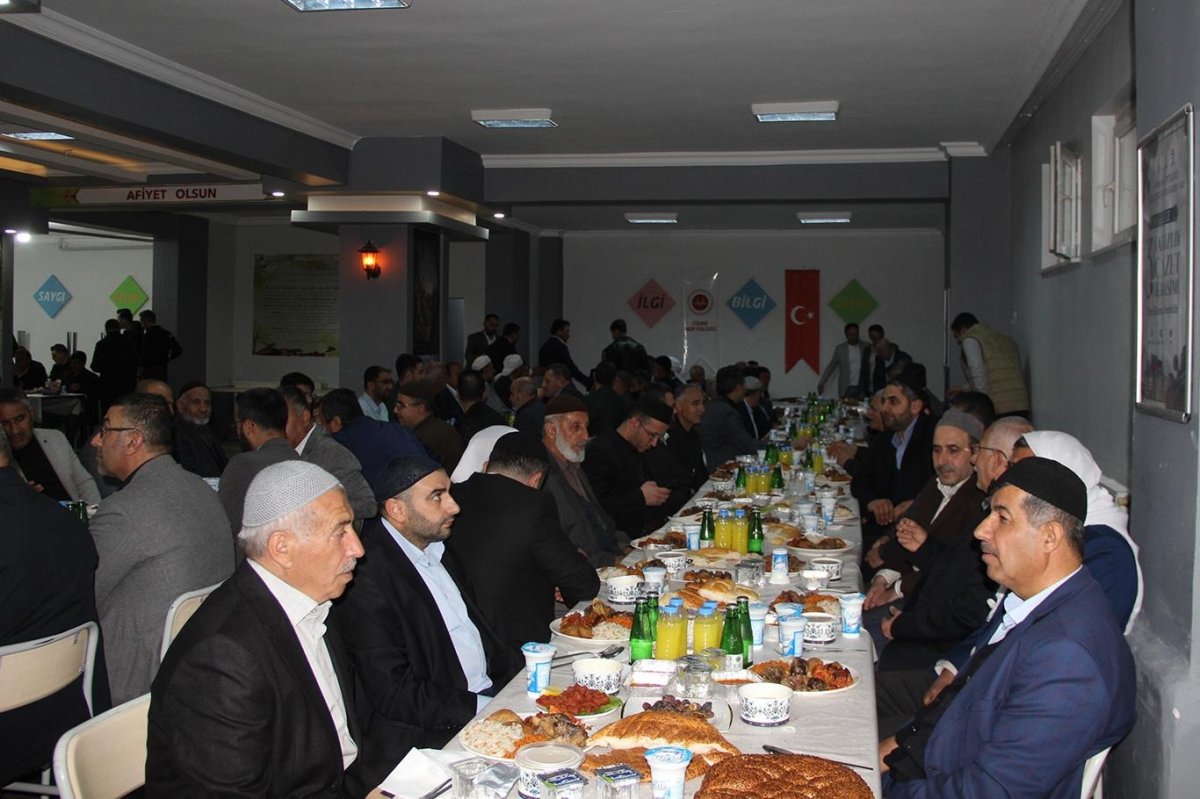 STK temsilcileri ve kanaat önderleri iftar yemeğinde buluştu