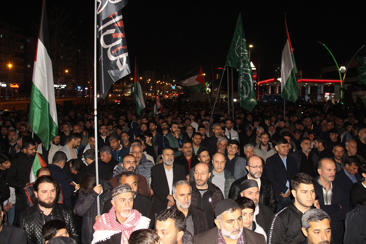 Diyarbakır'da Gazze'deki son katliamlar telin edildi, İslam ülkelerine çağrı yapıldı