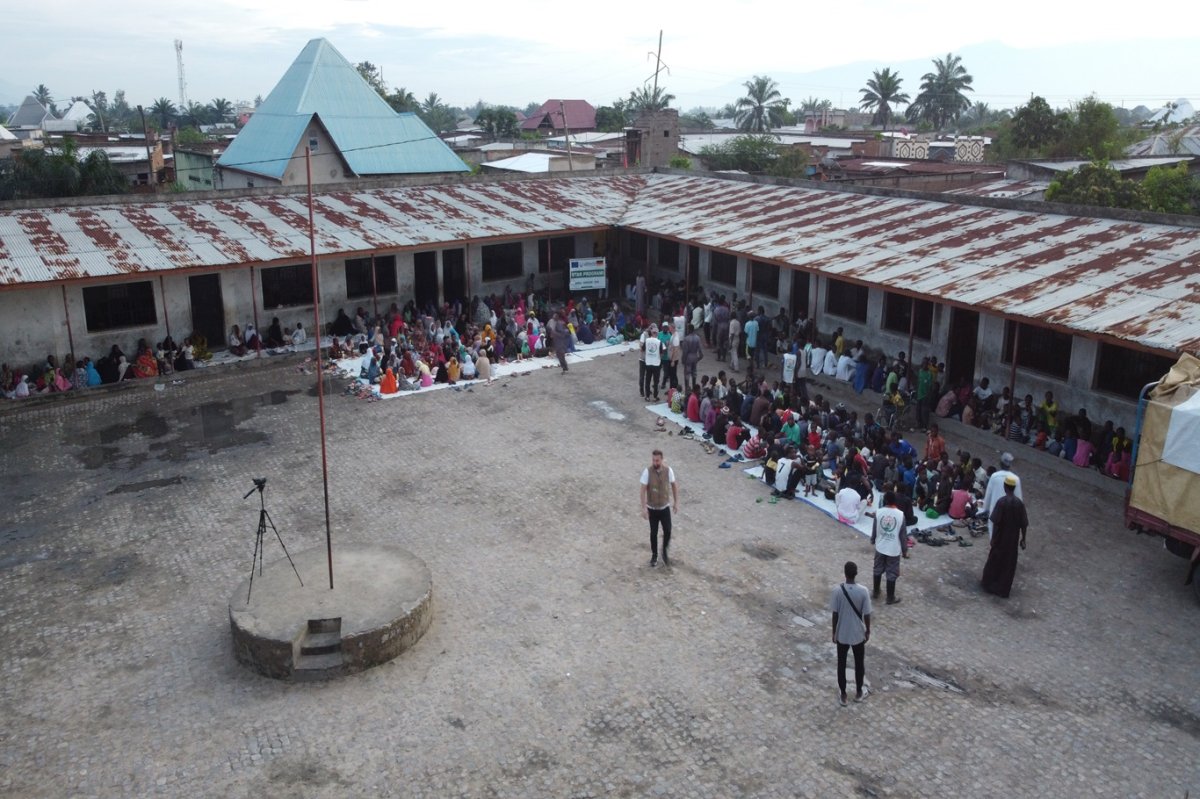 Avrupa Yetim Eli Derneği, Burundi'de 500 kişilik iftar yemeği verdi