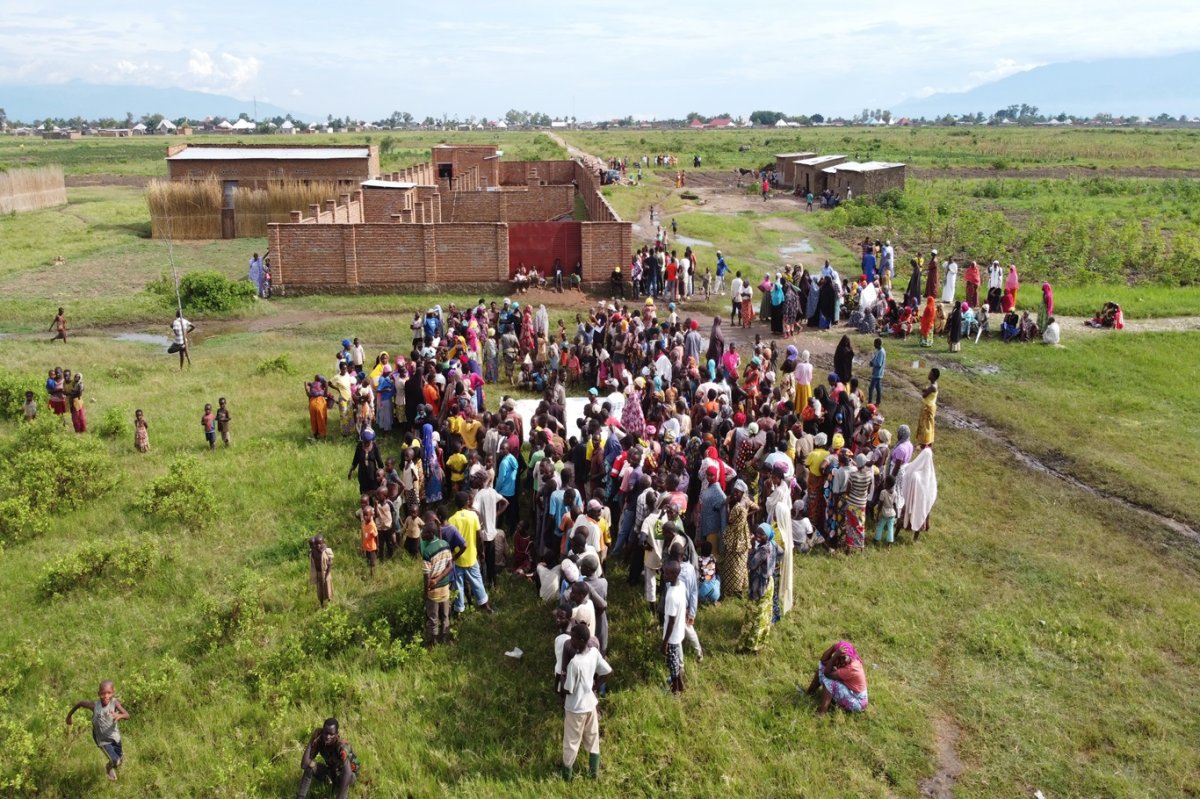 Avrupa Yetim Eli Derneği, Burundi’de ihtiyaç sahiplerine kırmızı et dağıtımı gerçekleştirdi